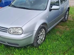 Grigio Usata 2001 VW Golf IV Highline Tre volumi | 2000 € (Buon prezzo)