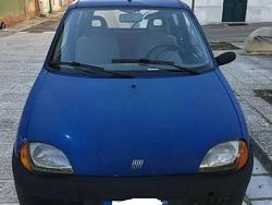 Blu Usata 2003 Fiat 600 Tre volumi | 500 €