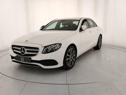 Bianco Usata 2017 Mercedes E220 Business Tre volumi | 29.900 € (Buon prezzo)