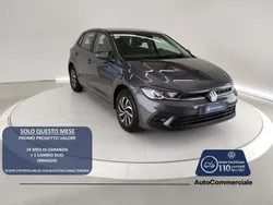 Grigio scuro Usata 2024 VW Polo Life Tre volumi | 19.750 € (Buon prezzo)