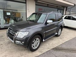 Marrone Usata 2018 Mitsubishi Pajero Intense SUV | 33.400 € (Buon prezzo)