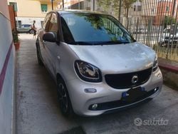 Grigio Usata 2017 Smart ForFour Due volumi | 8900 € (Buon prezzo)