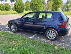 Blu Usata 2001 VW Golf IV | 15.000 €