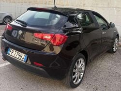 Nero Usata 2018 Alfa Romeo Giulietta Tech Edition Tre volumi | 8500 € (Ottimo prezzo)