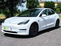 Bianco Usata 2020 Tesla Model 3 Long Range Tre volumi | 24.990 € (Ottimo prezzo)