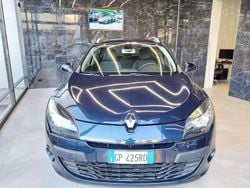 Grigio Usata 2010 Renault Mégane Tre volumi | 3500 € (Buon prezzo)
