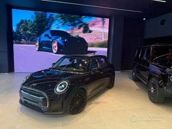 Nero metallizzato Usata 2022 Mini Cooper Classic Due volumi | 20.990 € (Ottimo prezzo)