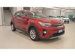 Rosso(met.) Usata 2019 Kia Stonic Style SUV | 12.900 € (Buon prezzo)