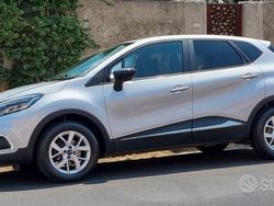 Grigio Usata 2019 Renault Captur SUV | 13.800 € (Buon prezzo)