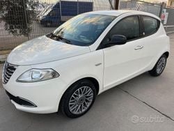 Bianco Usata 2013 Lancia Ypsilon Due volumi | 6500 € (Buon prezzo)
