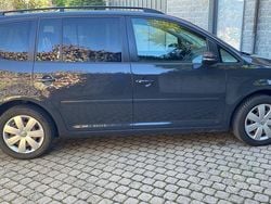 Grigio Usata 2015 VW Touran Monovolume | 12.500 € (Buon prezzo)