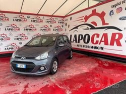 Grigio Usata 2016 Hyundai i10 Edition Due volumi | 6850 € (Buon prezzo)