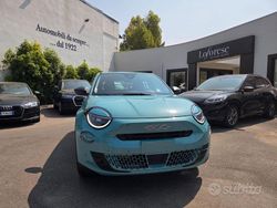 Grigio Usata 2024 Fiat 600 SUV | 21.900 € (Buon prezzo)