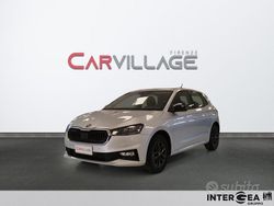 Grigio Nuova 2025 Skoda Fabia Tre volumi | 16.900 € (Buon prezzo)