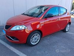 Rosso Usata 2016 Lancia Ypsilon Due volumi | 6800 € (Buon prezzo)