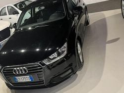 Nero Usata 2015 Audi A1 Sportback Due volumi | 8800 € (Buon prezzo)