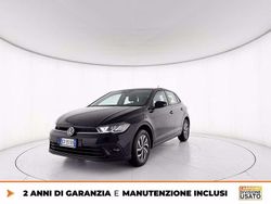 Nero Usata 2022 VW Polo Comfortline Tre volumi | 16.220 € (Buon prezzo)