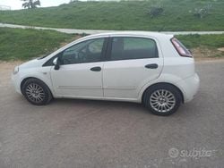 Bianco Usata 2012 Fiat Punto S Tre volumi | 1900 € (Super prezzo)