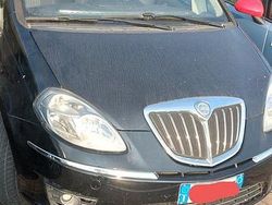 Nero Usata 2010 Lancia Musa Monovolume | 2650 € (Molto cara)