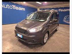 Magnetic grey Usata 2018 Ford Tourneo Courier Titanium Monovolume | 11.990 € (Buon prezzo)