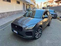 Usata 2018 Jaguar E-Pace R-Dynamic SUV | 15.900 € (Buon prezzo)