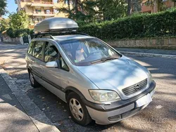 Usata 2000 Opel Zafira Monovolume | 2500 €