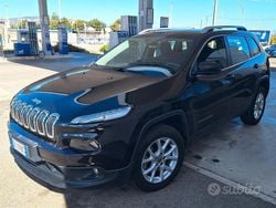 Nero Usata 2015 Jeep Cherokee Longitude SUV | 13.900 € (Buon prezzo)