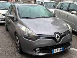 Grigio Usata 2016 Renault Clio IV Tre volumi | 5000 € (Ottimo prezzo)