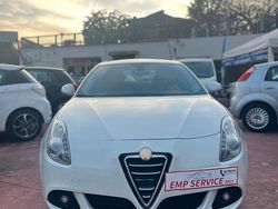 Bianco Usata 2012 Alfa Romeo Giulietta Tre volumi | 5500 € (Ottimo prezzo)