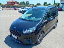 Nero Usata 2019 Ford Tourneo Courier Sport Monovolume | 14.990 € (Buon prezzo)