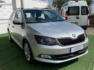 Usata Skoda Fabia Style 105 CV (77 kW) 2016 Grigio Station wagon