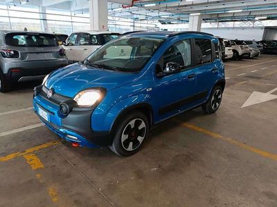 Usata Fiat Panda Cross Cross 69 CV (50 kW) 2024 Blu/azzurro Utilitaria