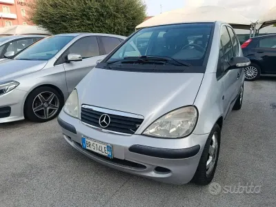 Usata Mercedes A170 Elegance 82 CV (60 kW) 2005 Argento Berlina