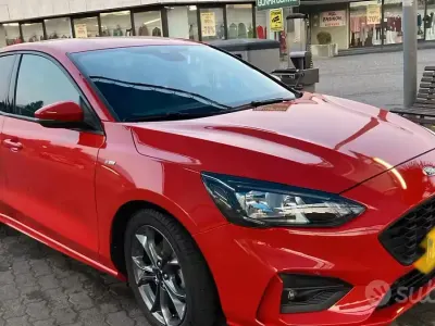 Usata Ford Focus 125 CV (91 kW) 2019 Rosso Berlina