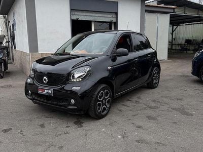Usata Smart ForFour 71 CV (52 kW) 2019 Nero Utilitaria