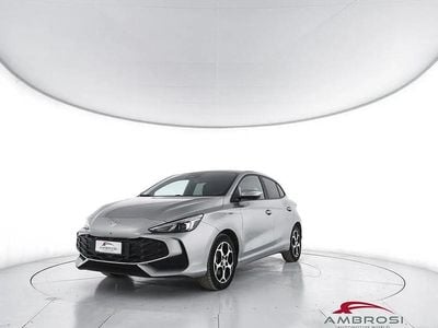 Usata MG MG3 Luxury 194 CV (142 kW) 2025 Argento Utilitaria