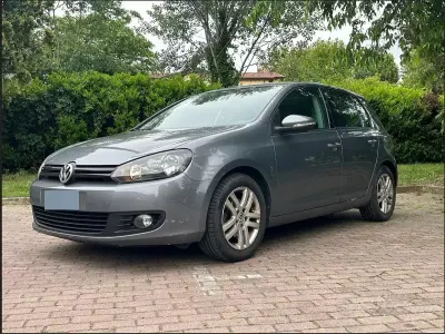 Usata VW Golf VI 102 CV (75 kW) 2009 Grigio Utilitaria