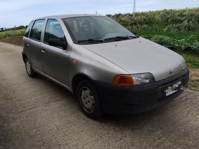 Usata Fiat Punto 54 CV (39 kW) 1997 Grigio Utilitaria