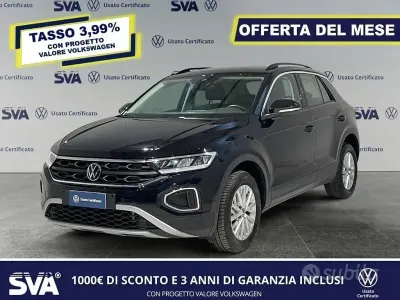 Usata VW T-Roc Life 150 CV (110 kW) 2025 Deep black SUV