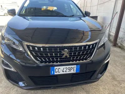 Usata Peugeot 3008 Allure 131 CV (96 kW) 2020 SUV