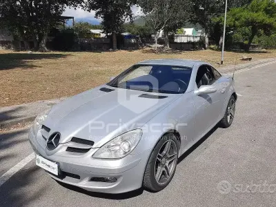 Usata Mercedes SLK200 163 CV (119 kW) 2004 Grigio Cabrio