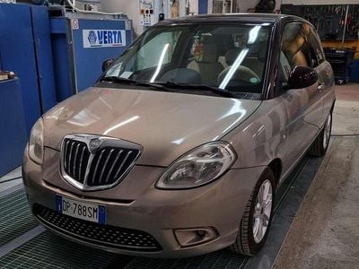 Usata Lancia Ypsilon 60 CV (44 kW) 2008 Beige Utilitaria