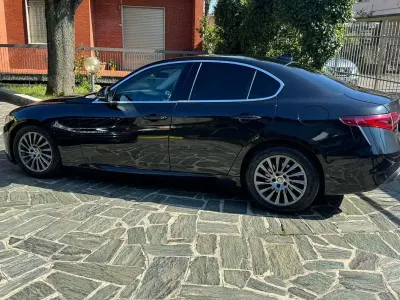 Usata Alfa Romeo Giulia Business Launch Edition 150 CV (110 kW) 2016 Berlina