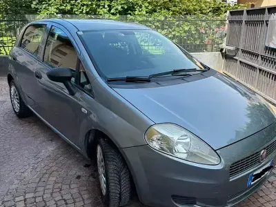 Usata Fiat Grande Punto 65 CV (47 kW) 2009 Utilitaria