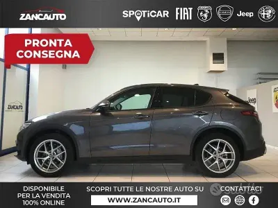 Usata Alfa Romeo Stelvio Super 210 CV (154 kW) 2019 Grigio SUV