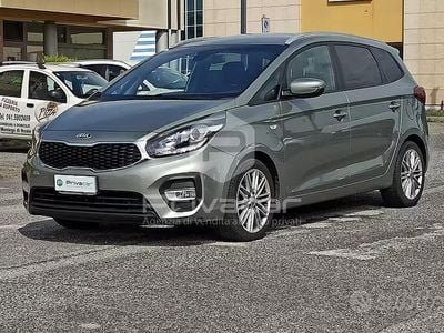 Usata Kia Carens 116 CV (85 kW) 2017 Grigio Monovolume