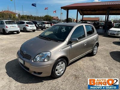 usata Toyota Yaris 1.0i 16V cat 5 porte Sol