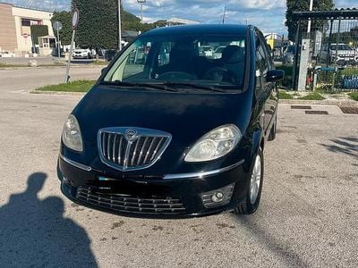 Usata Lancia Musa 95 CV (69 kW) 2009 Monovolume