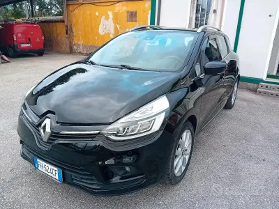 Usata Renault Clio 75 CV (55 kW) 2017 Nero Station wagon