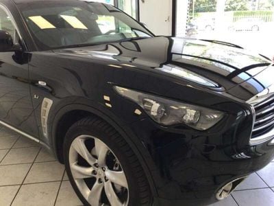 Infiniti QX70